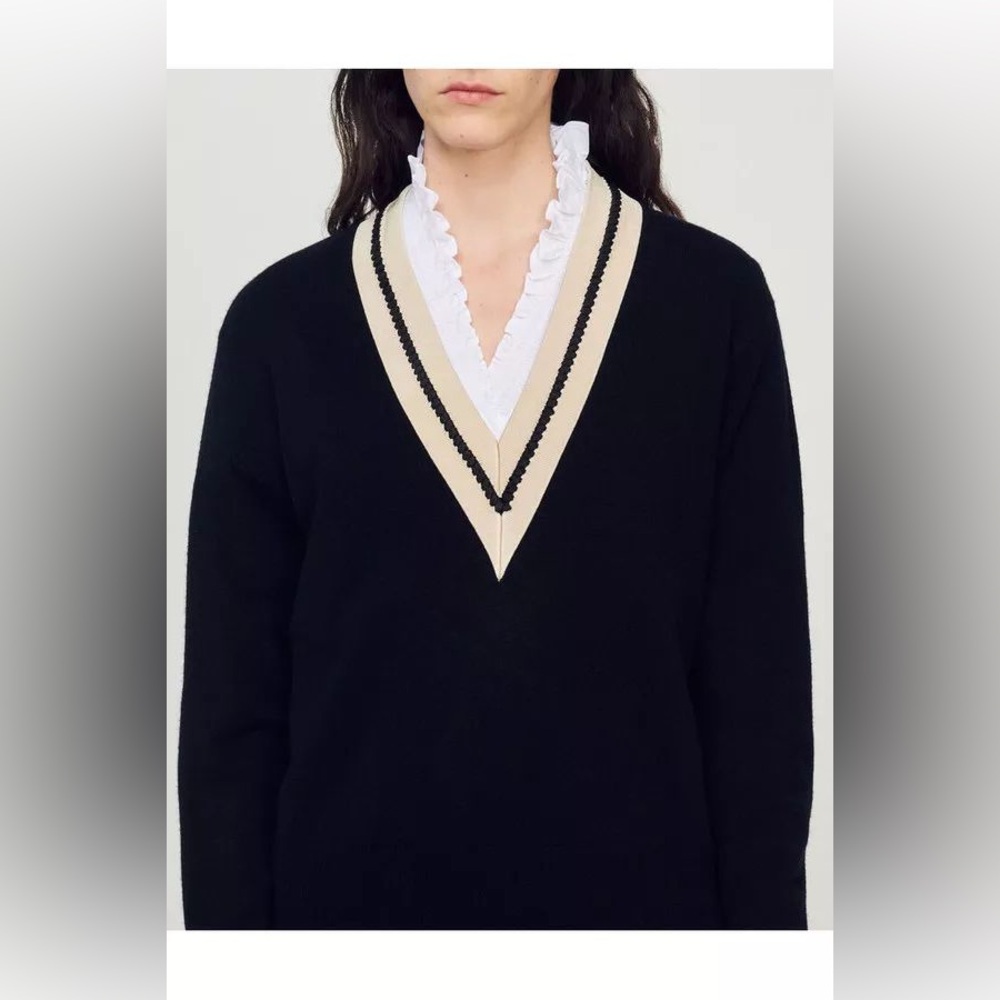 Sandro black v-neck wool and cashmere sweater - Picture 2 of 3